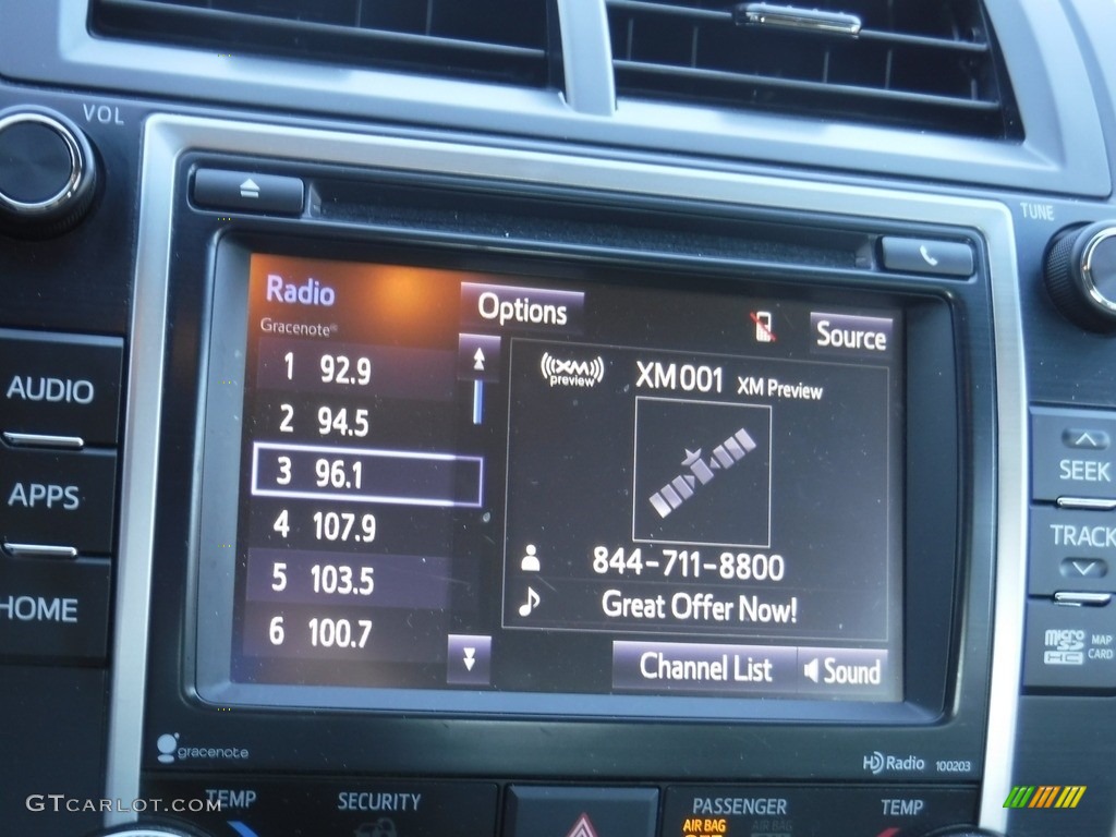 2014 Camry XLE V6 - Super White / Ivory photo #20