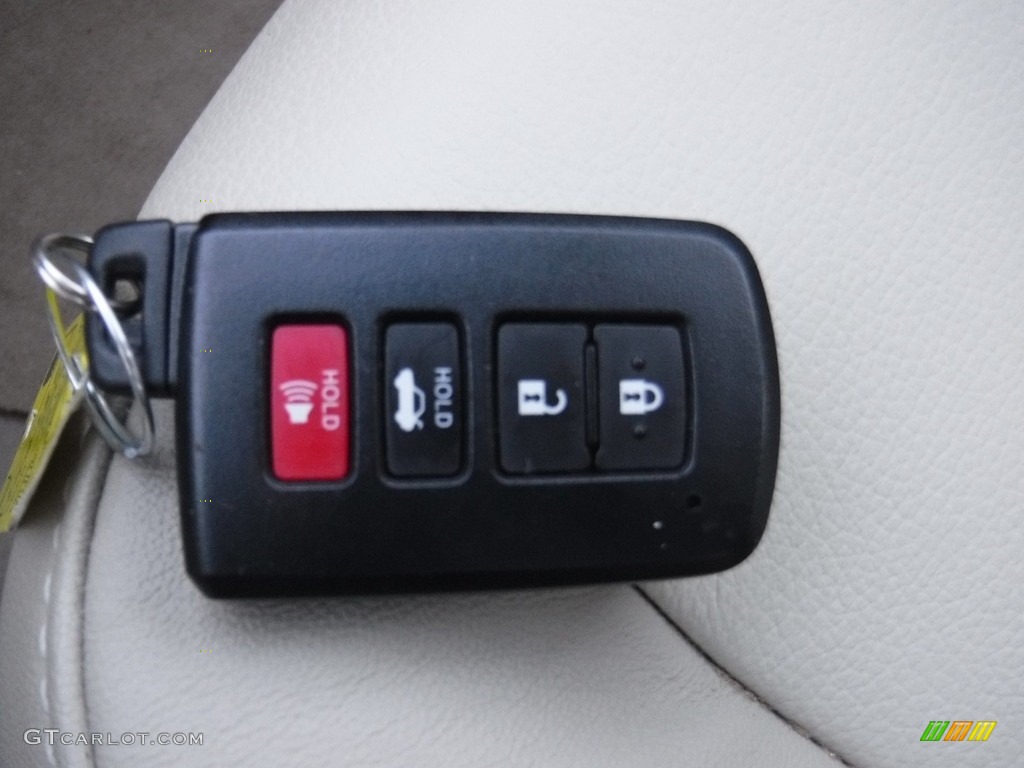 2014 Camry XLE V6 - Super White / Ivory photo #30