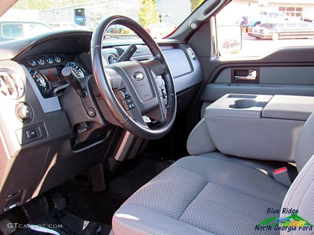 2013 F150 XLT SuperCrew 4x4 - Ruby Red Metallic / Steel Gray photo #29