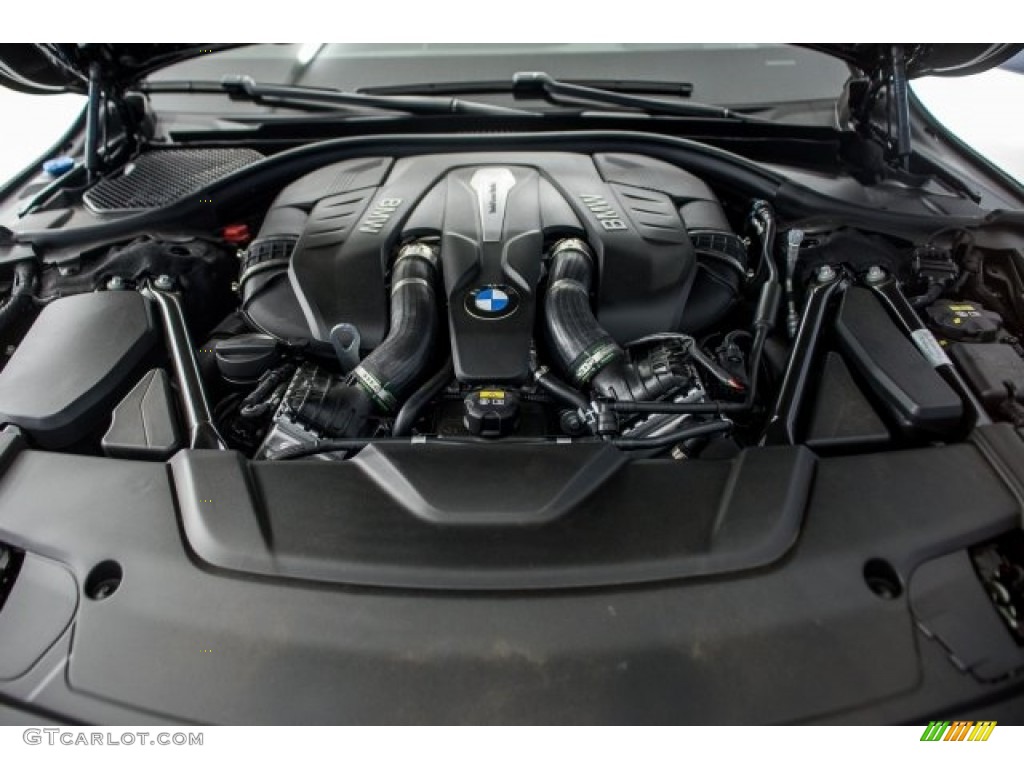 2018 7 Series 750i Sedan - Black Sapphire Metallic / Black photo #8