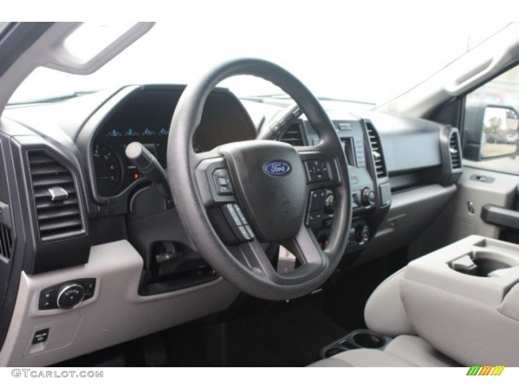 2016 F150 XL SuperCab - Ingot Silver / Medium Earth Gray photo #16
