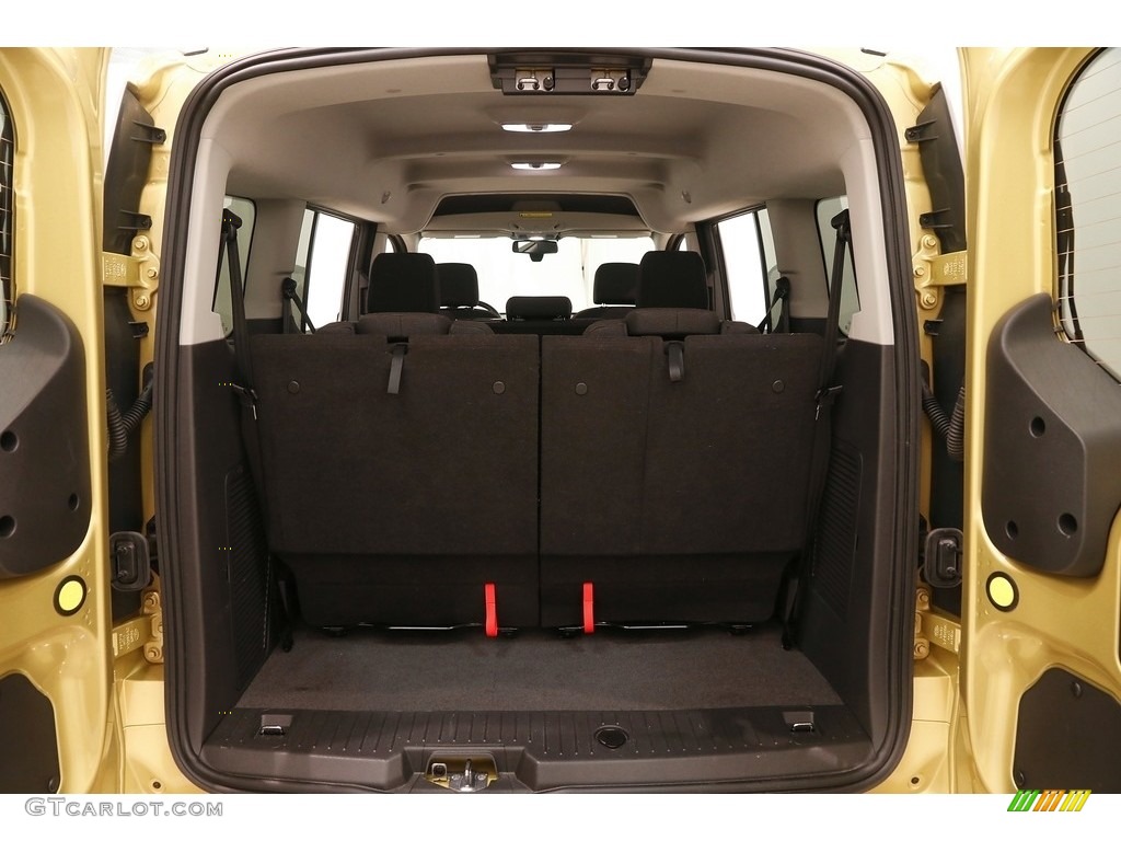 2017 Transit Connect XLT Wagon - Solar Yellow / Charcoal Black photo #25