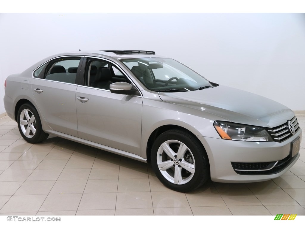 2013 Passat 2.5L SE - Tungsten Silver Metallic / Titan Black photo #1