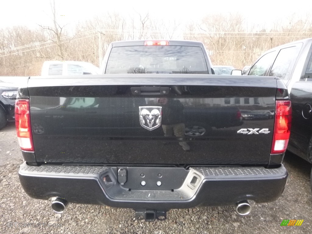 2018 1500 Express Quad Cab 4x4 - Brilliant Black Crystal Pearl / Black/Diesel Gray photo #4
