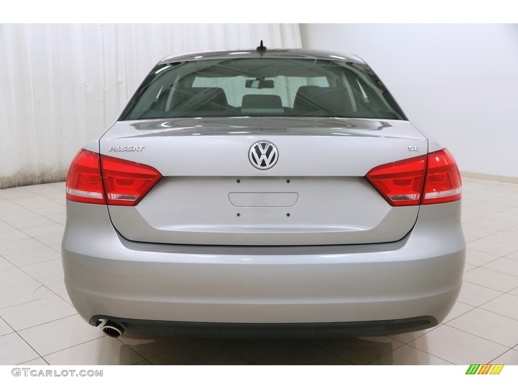 2013 Passat 2.5L SE - Tungsten Silver Metallic / Titan Black photo #16