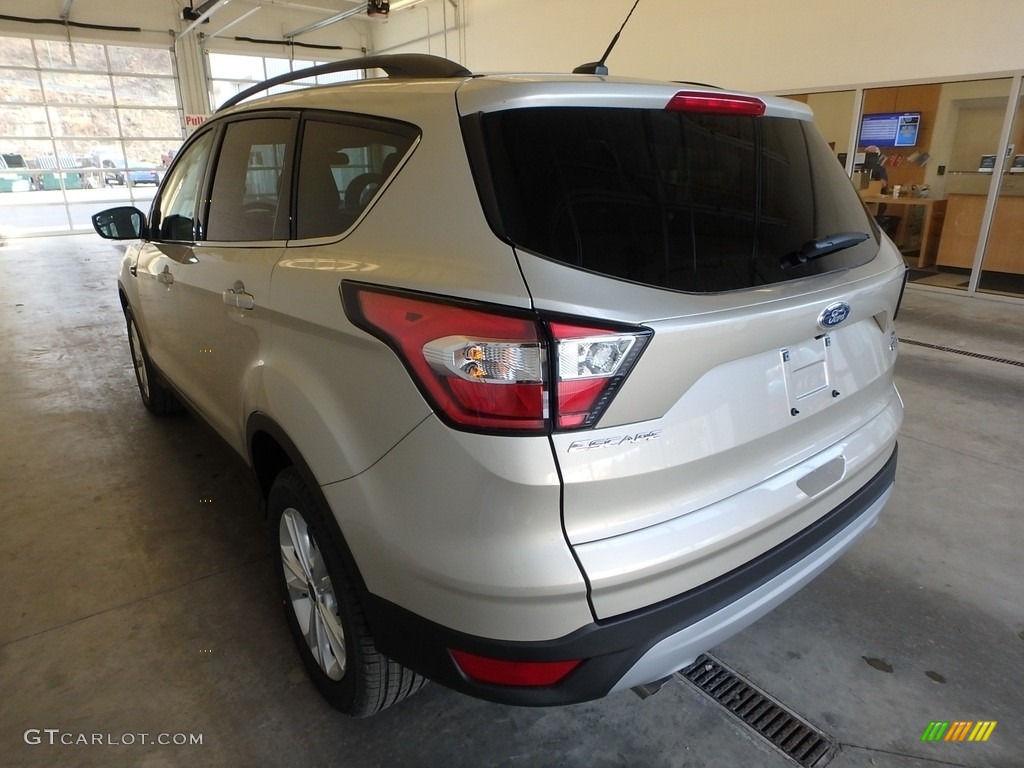2018 Escape SE 4WD - White Gold / Charcoal Black photo #3
