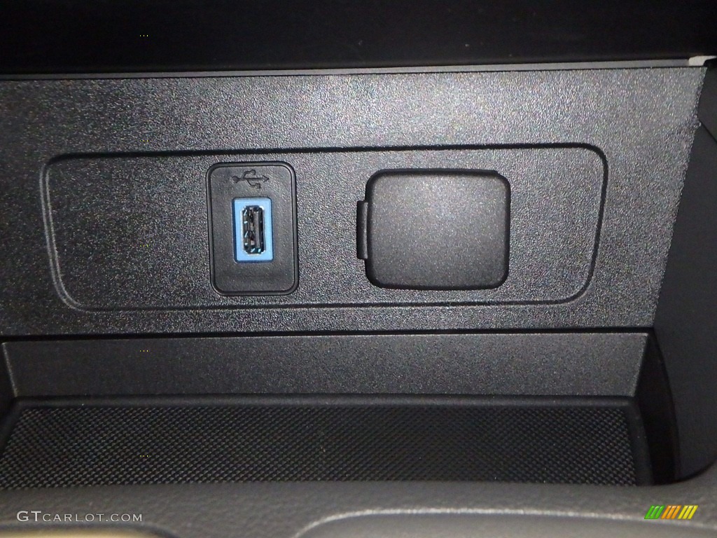 2018 Escape SE 4WD - White Gold / Charcoal Black photo #14