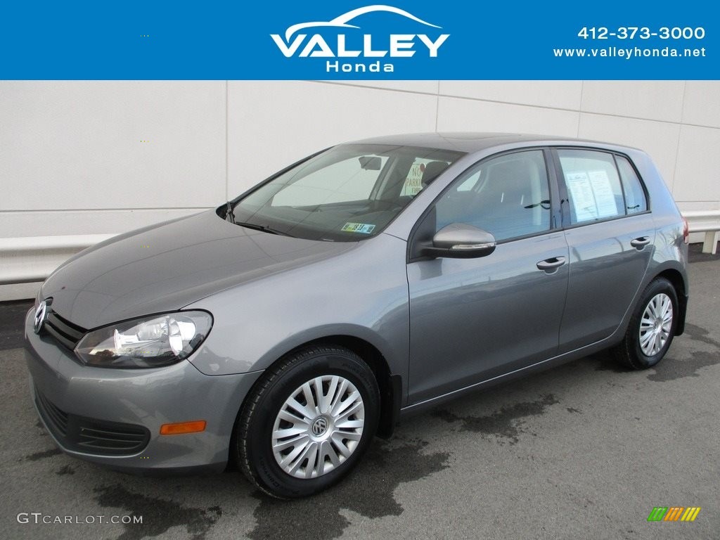 United Gray Metallic Volkswagen Golf