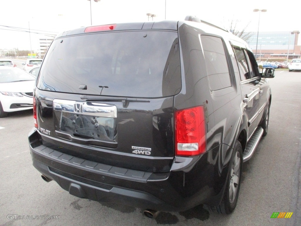 2015 Pilot Touring 4WD - Crystal Black Pearl / Black photo #5