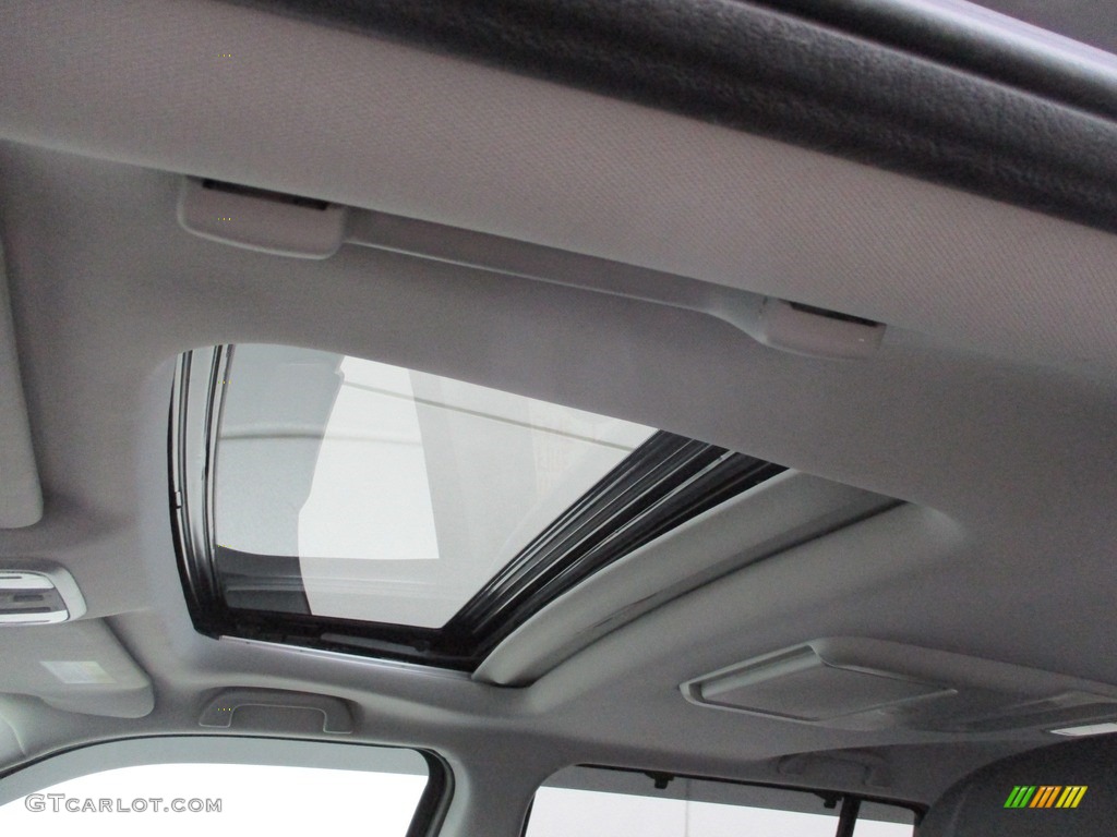 2015 Pilot Touring 4WD - Crystal Black Pearl / Black photo #10