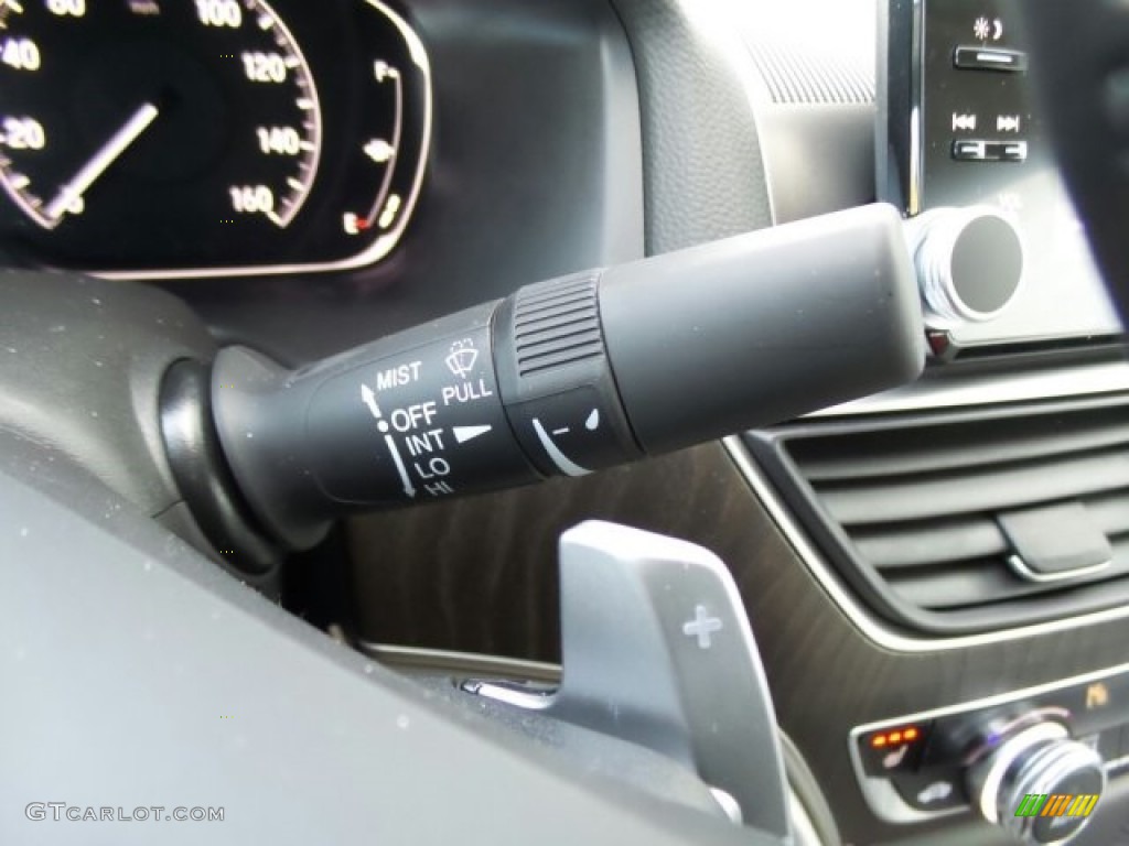 2018 Honda Accord EX-L Sedan Controls Photo #124537882