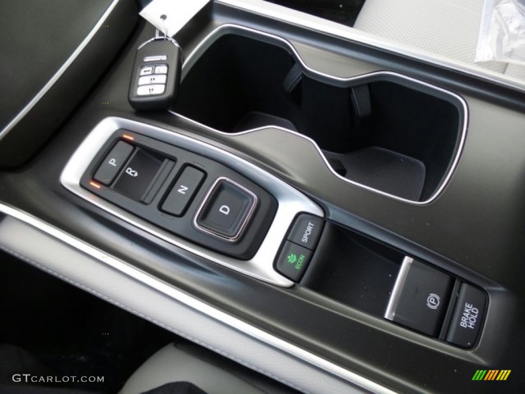 2018 Honda Accord EX-L Sedan Controls Photo #124537960