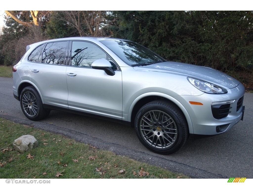 2017 Cayenne Platinum Edition - Rhodium Silver Metallic / Black photo #8