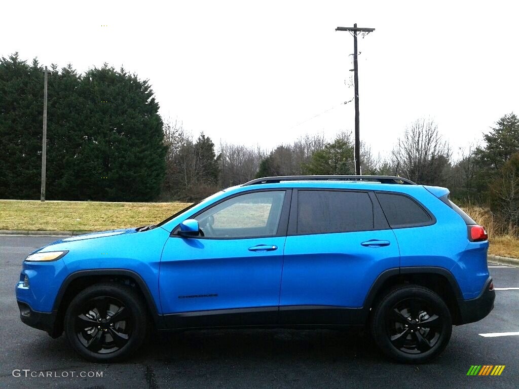 2018 Cherokee Altitude - Hydro Blue Pearl / Black photo #1