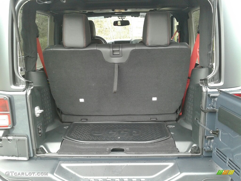 2018 Wrangler Rubicon 4x4 - Rhino / Black photo #11
