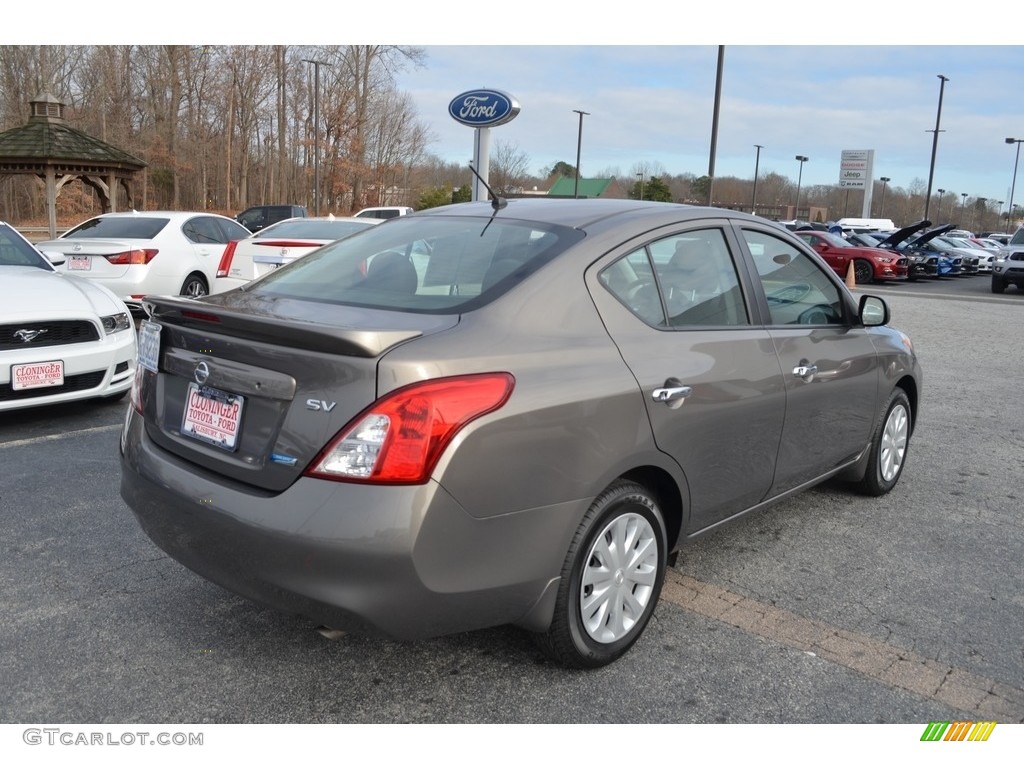 2013 Versa 1.6 S Sedan - Magnetic Gray / Charcoal photo #3