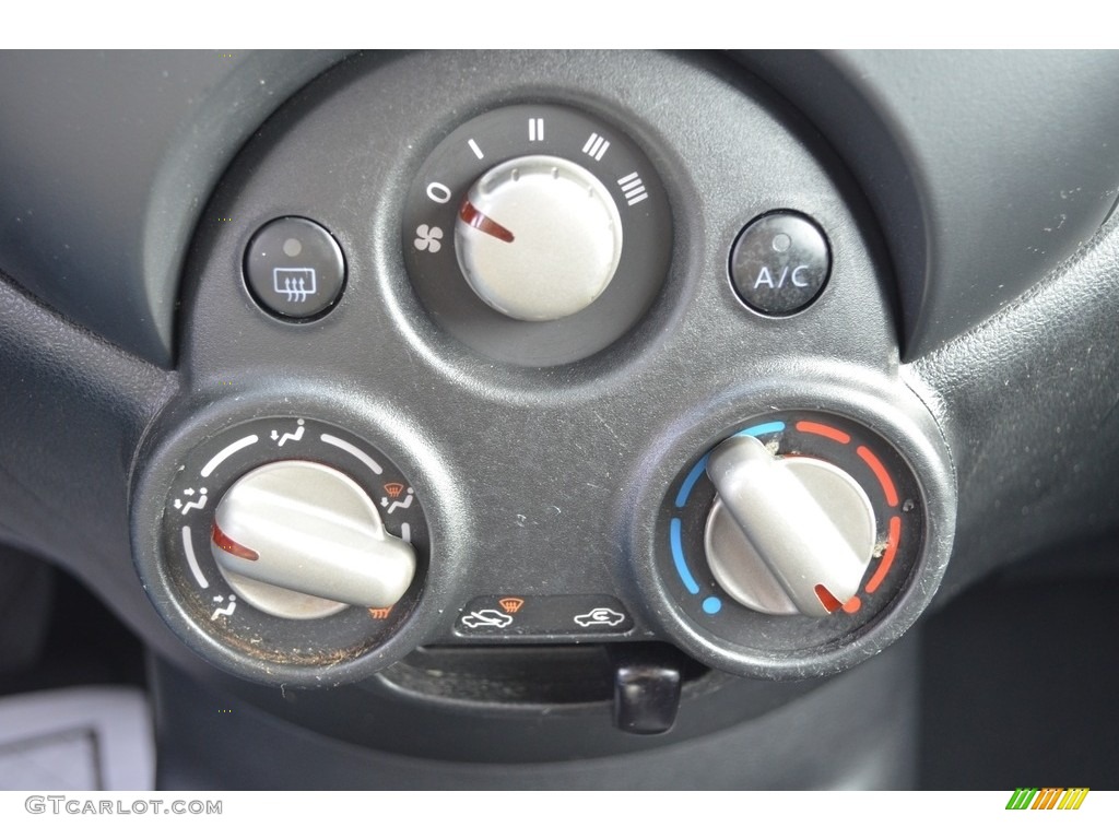 2013 Versa 1.6 S Sedan - Magnetic Gray / Charcoal photo #17