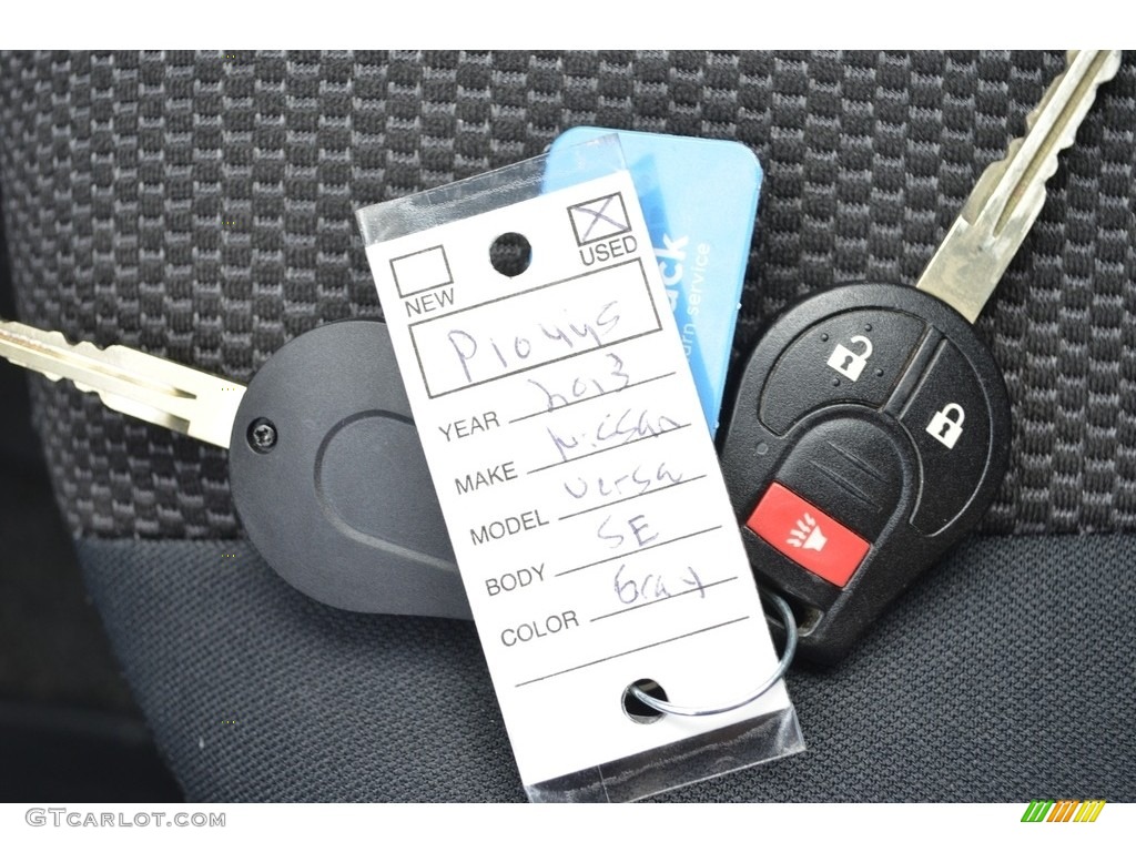 2013 Versa 1.6 S Sedan - Magnetic Gray / Charcoal photo #21