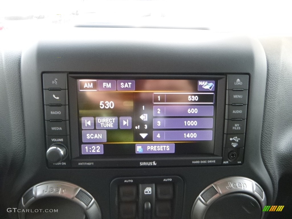 2018 Jeep Wrangler Rubicon 4x4 Controls Photo #124549664