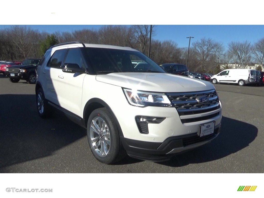 2018 Explorer XLT 4WD - White Platinum / Ebony Black photo #1