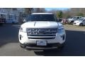 2018 White Platinum Ford Explorer XLT 4WD  photo #2