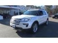 2018 White Platinum Ford Explorer XLT 4WD  photo #3