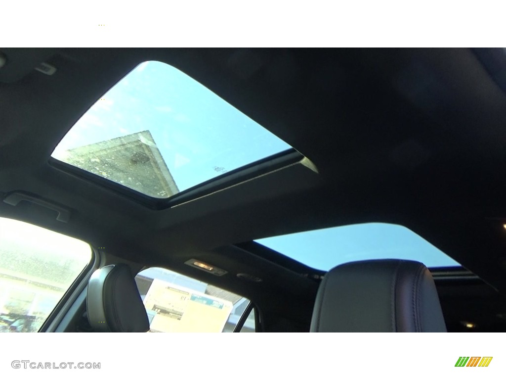 2018 Explorer XLT 4WD - White Platinum / Ebony Black photo #18