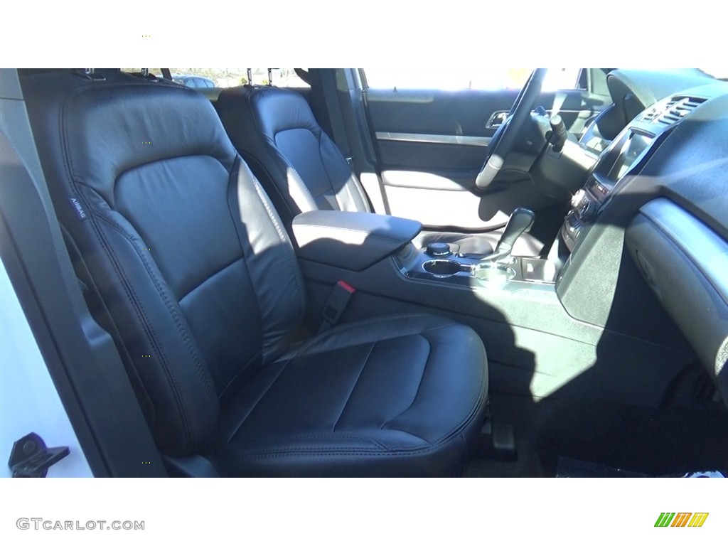 2018 Explorer XLT 4WD - White Platinum / Ebony Black photo #26