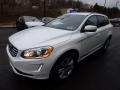 Ice White - XC60 T5 AWD Inscription Photo No. 7