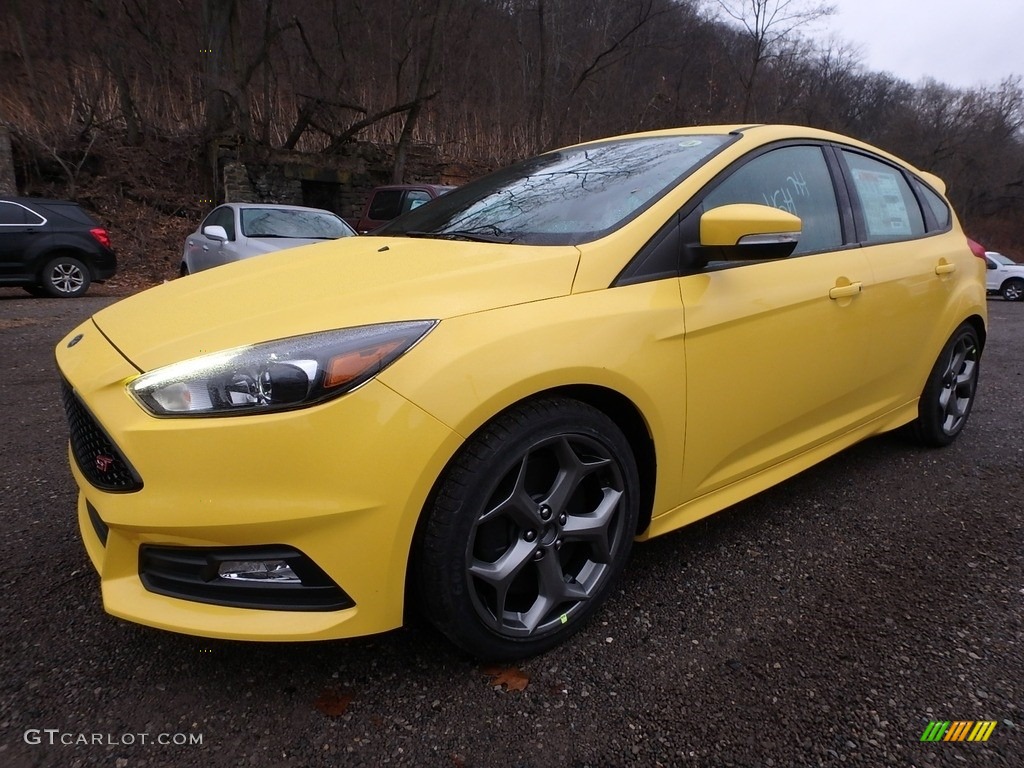Triple Yellow 2018 Ford Focus ST Hatch Exterior Photo #124563299