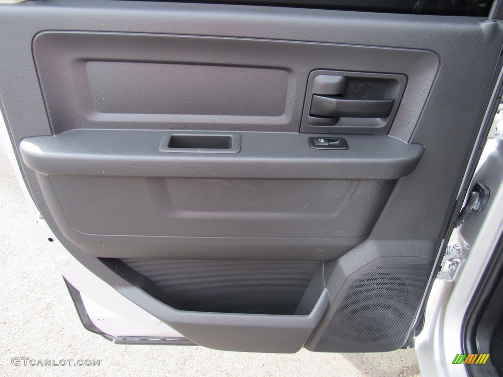 2011 Ram 1500 ST Crew Cab - Bright Silver Metallic / Dark Slate Gray/Medium Graystone photo #22
