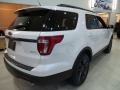 2018 White Platinum Ford Explorer XLT 4WD  photo #3