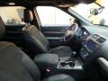 2018 White Platinum Ford Explorer XLT 4WD  photo #5