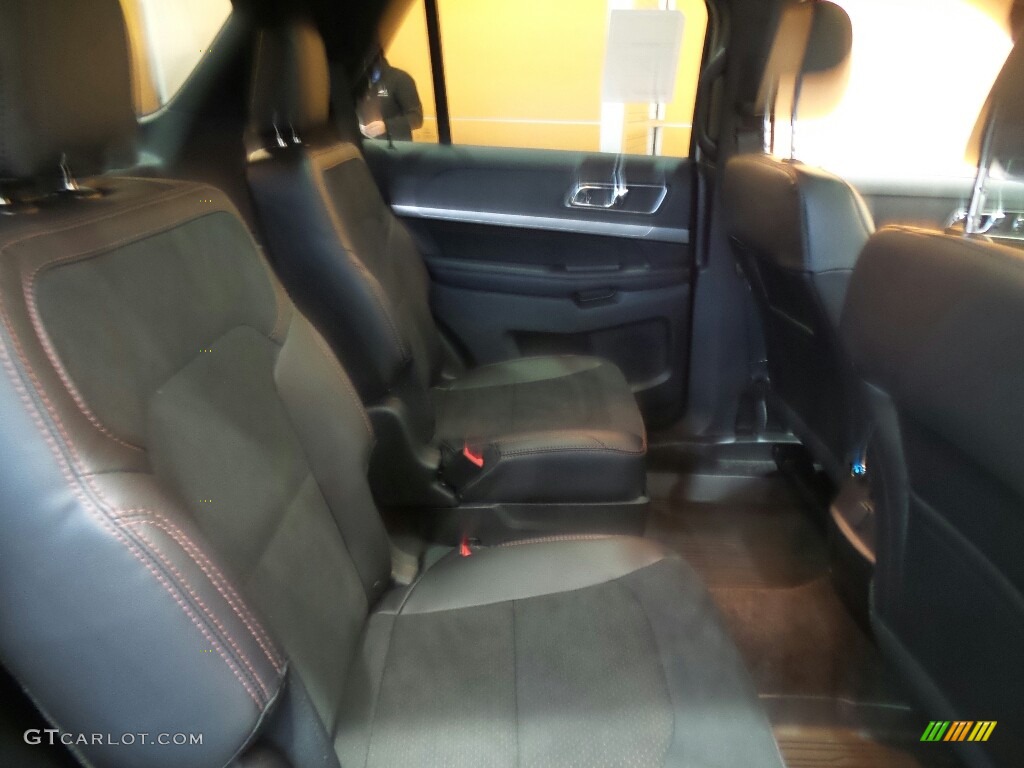 2018 Explorer XLT 4WD - White Platinum / Ebony Black photo #6
