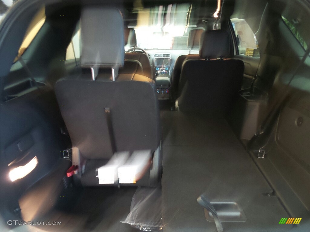 2018 Explorer XLT 4WD - White Platinum / Ebony Black photo #7