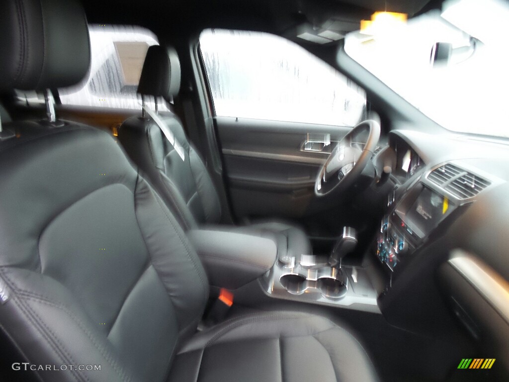 2018 Explorer XLT 4WD - Ruby Red / Ebony Black photo #4