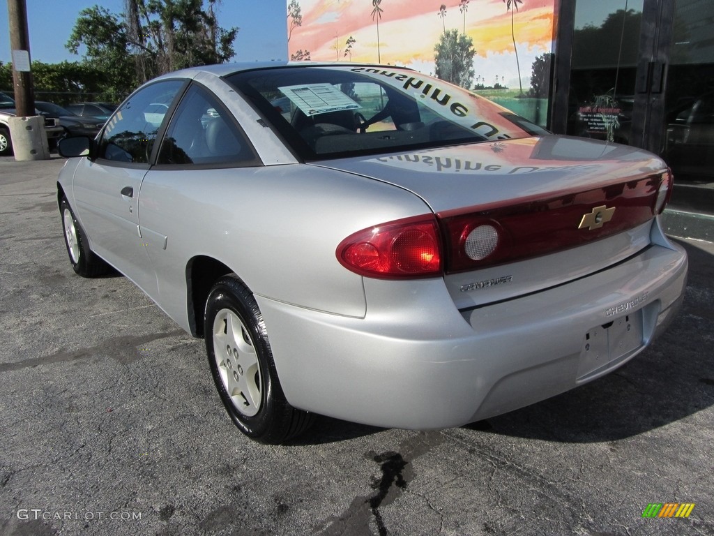 2005 Cavalier Coupe - Ultra Silver Metallic / Graphite Gray photo #6