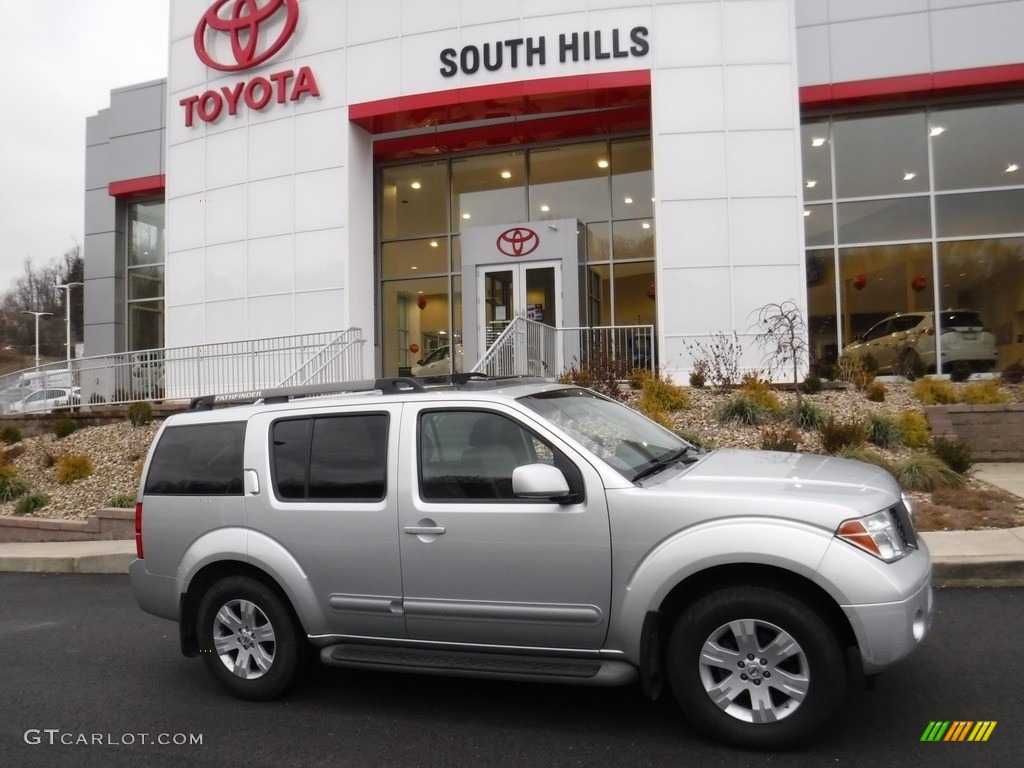 2007 Pathfinder LE 4x4 - Silver Lightning / Graphite photo #2
