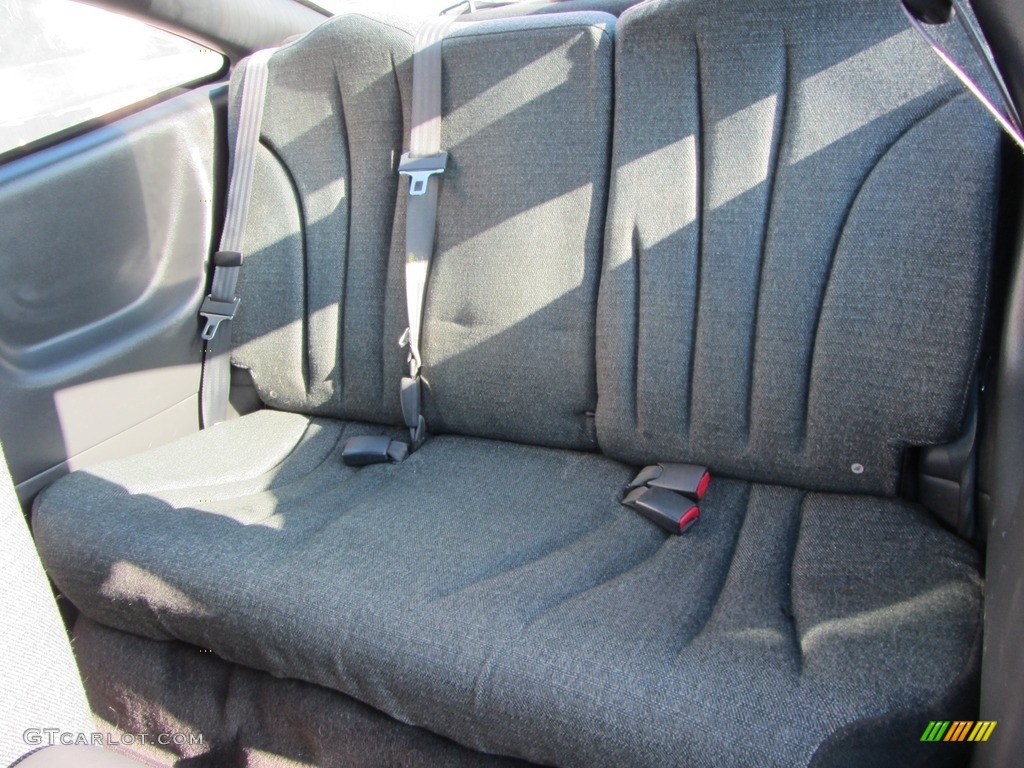 2005 Cavalier Coupe - Ultra Silver Metallic / Graphite Gray photo #12