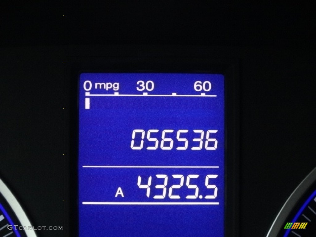 2011 CR-V SE 4WD - Taffeta White / Black photo #25