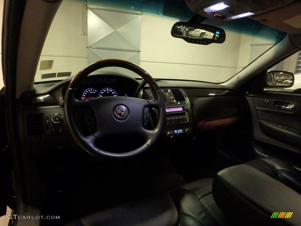 2011 DTS Luxury - Black Raven / Ebony photo #13