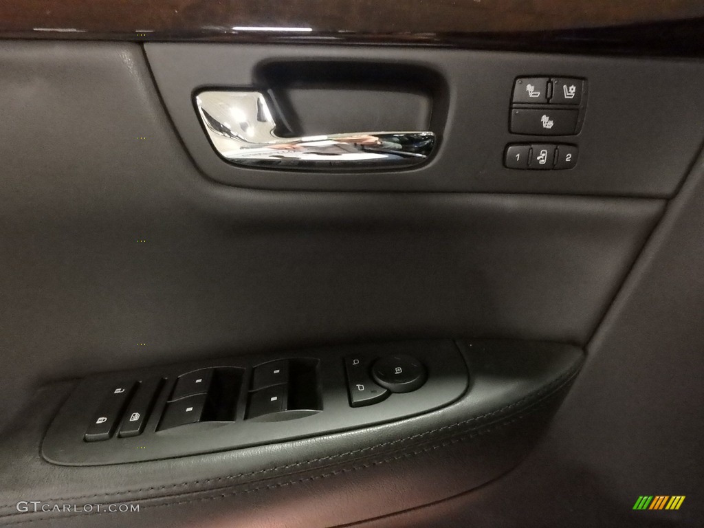 2011 DTS Luxury - Black Raven / Ebony photo #16