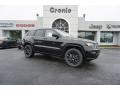 Diamond Black Crystal Pearl - Grand Cherokee Altitude Photo No. 1