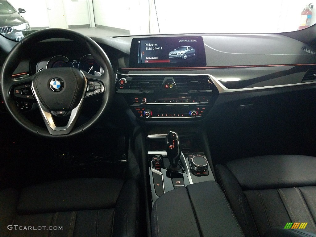 2018 5 Series 530i xDrive Sedan - Bluestone Metallic / Night Blue photo #19