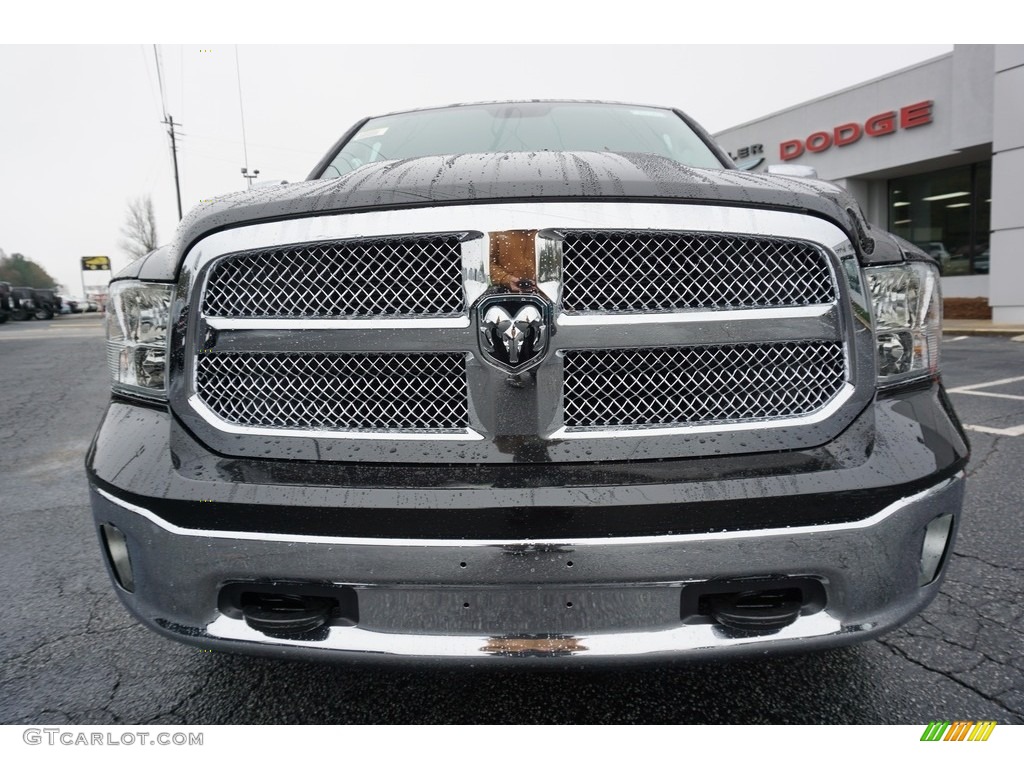 2018 1500 Harvest Edition Quad Cab - Brilliant Black Crystal Pearl / Black/Diesel Gray photo #2