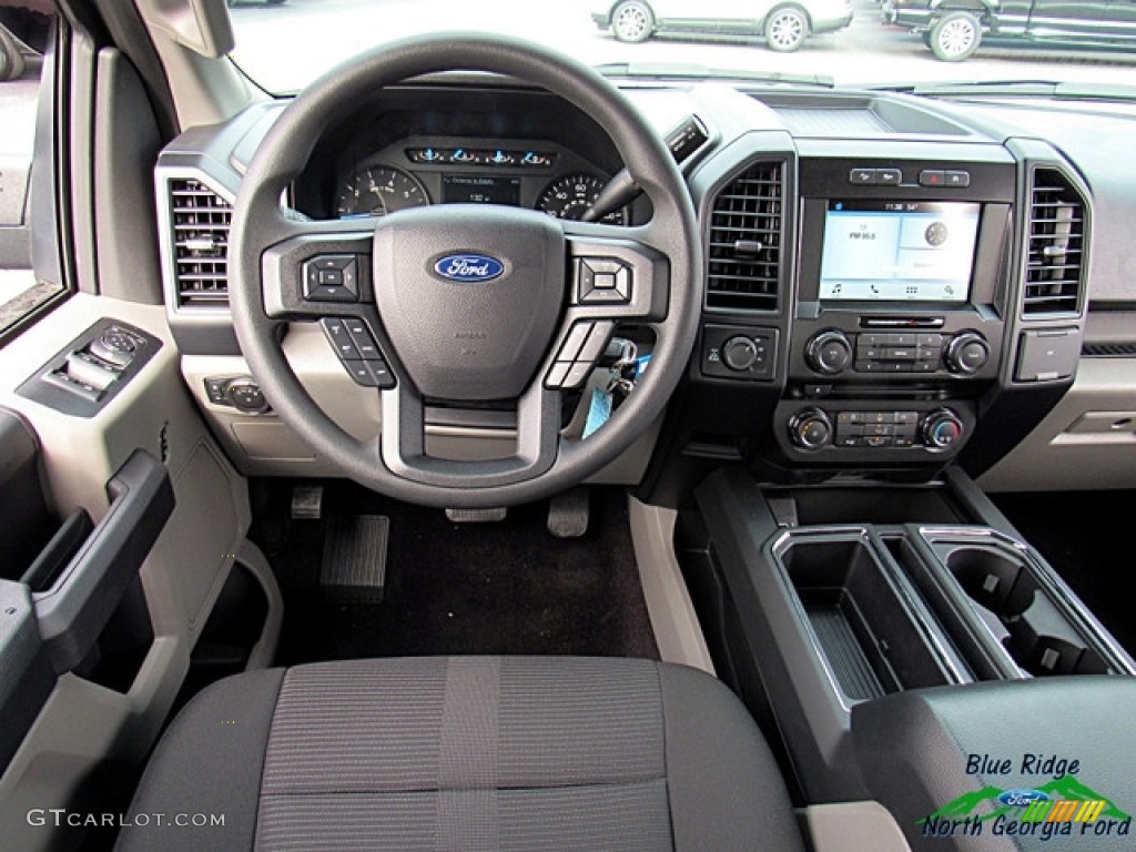 2017 F150 XL SuperCrew 4x4 - Shadow Black / Earth Gray photo #14