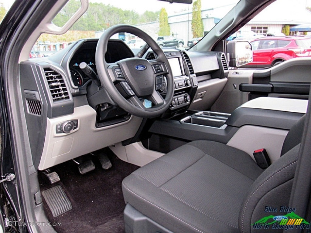 2017 F150 XL SuperCrew 4x4 - Shadow Black / Earth Gray photo #25