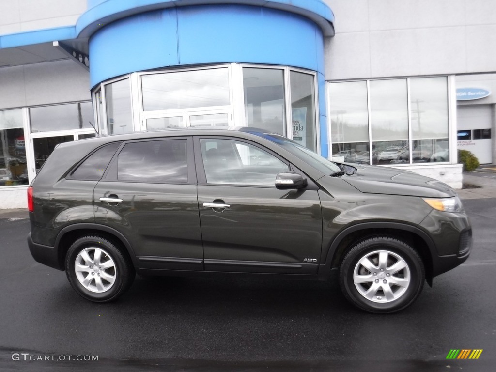 2013 Sorento LX AWD - Tuscan Olive / Gray photo #2