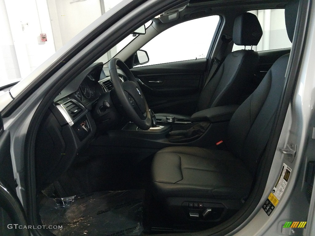 2018 3 Series 320i xDrive Sedan - Glacier Silver Metallic / Black photo #23
