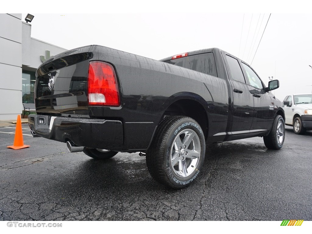 2018 1500 Express Quad Cab - Brilliant Black Crystal Pearl / Black/Diesel Gray photo #7
